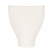  IVORY/BEIGE VASE